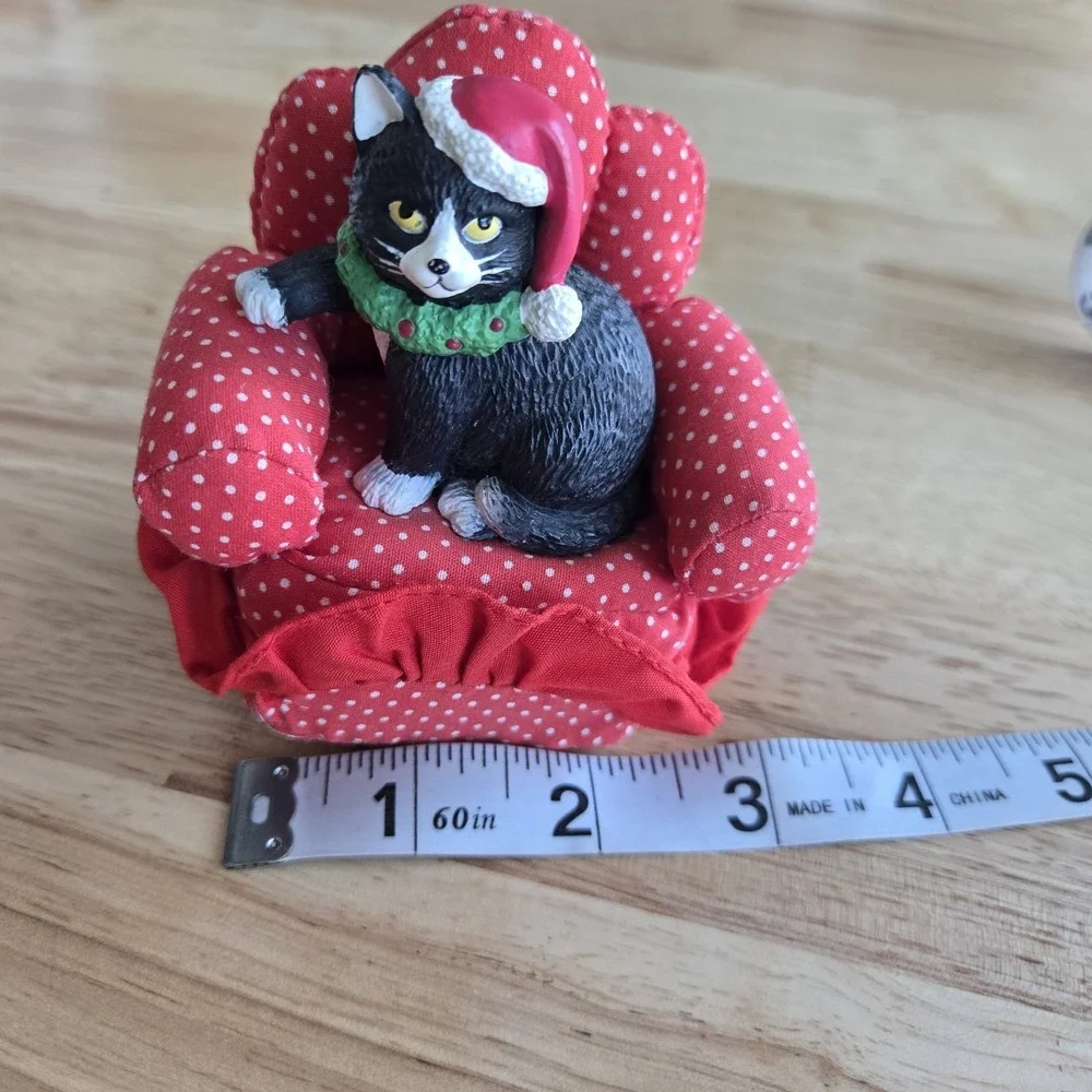Russ Kringle Kitty‎ Vintage Cat On Armchair In Box
